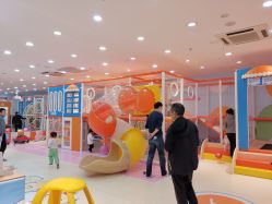 -爱婴室(上海浦建路店)