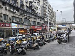 -蛙老爹·蜀香美蛙鱼头(王家湾店)