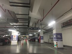 场地-虹桥天地-停车场