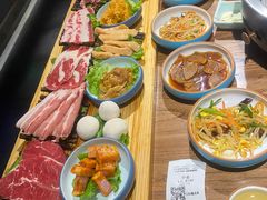 -明洞阿姨·韩式酱蟹烤肉·创意料理(三元桥店)