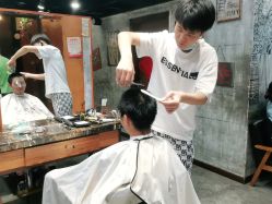 点击看大图 -T.1 hair salon烫染接发