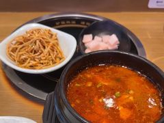 -猪啊牛呀羊啊铜盘烤肉(正大广场店)