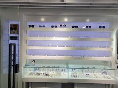 -浮光眼镜·蔡司视觉合作·数字验配中心(陆家嘴店)
