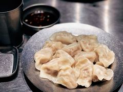 东北手工猪肉酸菜饺子-范儿·嫂子烤肉·精致炭火烤肉(长治路店)