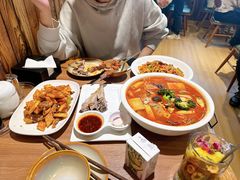 -贯贯吉·清真餐厅(浙江中路店)