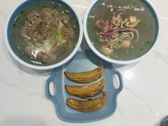 -老新隆牛肉锅贴(新街口店)