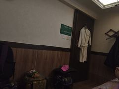 -若石足道SPA 连锁(丹东街店)
