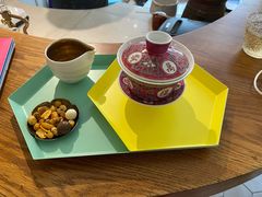 -茶是一枝花泡茶店