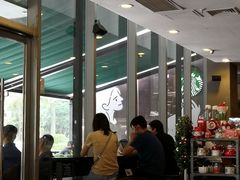 大堂-星巴克(深圳欢乐颂店)