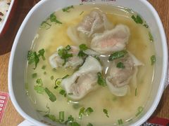 虾仁大馄饨-南城香·饭香串香馄饨香(青年路店)