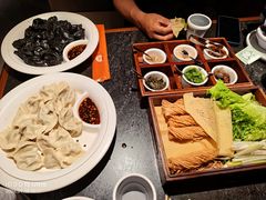-五谷丰登农家院·地道胶东菜·海鲜烧烤(威海店)