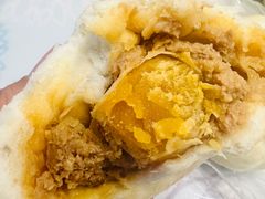 咸蛋黄超人包-老陶包子铺(南大西南村店)
