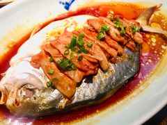 土猪肉蒸金鲳鱼-大鸽饭(岗顶店)