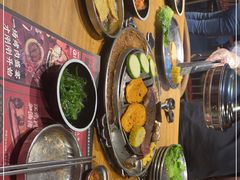 -青瓦炭韩潮烤肉(花园道店)