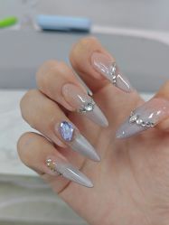 -尤米一站式美甲美睫