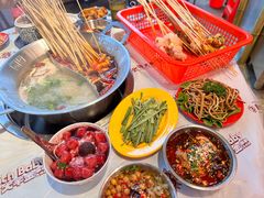 -大芊金重庆串串火锅(南京路店)