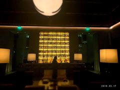 -顶层酒吧ROOF(上海艾迪逊酒店)