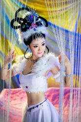 -九月鹰飞汉服摄影工作室