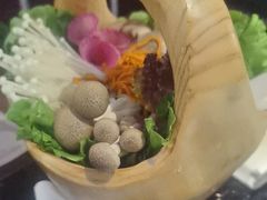 -捞王猪肚鸡火锅(昆山店)