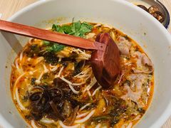 老坛酸菜牛肉米线-云味馆·云南菜·云南米线(景田店)