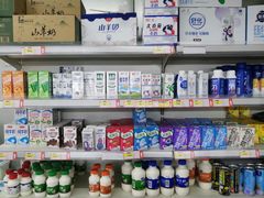 零售区-牛奶便利(东四店)