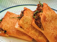 牛肉烧饼（很袖珍）-嘉陵楼馋嘴城(簋街总店)