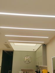 -PE SALON
