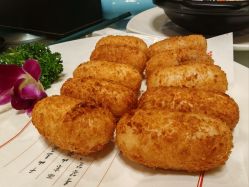 -鑫淼餐饮娱乐中心(江东街店)