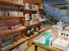 -百新书局(尚悦湾店)