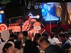 -胡桃里音乐酒馆(环亚凯瑟琳广场店)
