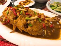 婺源荷包红鲤鱼-茶博府公馆餐厅