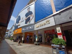 -解放路步行街                