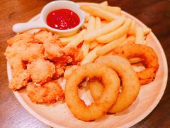 -ZING COFFEE 镜咖啡