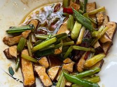 芹菜炒香干-湘鄂味土菜馆