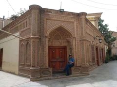 -艾提尕尔清真寺