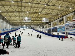 -乔波室内滑雪场