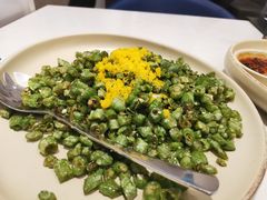 咸蛋黄炒豆角-鹿港小镇(悠唐店)