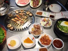 -缸桶屋韩国料理·全程帮烤(泰禾店)
