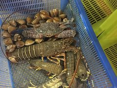 -班赞海鲜市场胖阿姨加工点