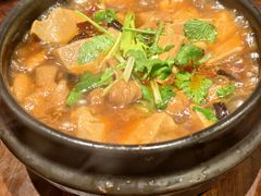 -古都历食南京菜·烤鸭·鸭血粉丝·汤包(南京博物院店)