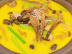 鹿茸菌猪肚锅-東大方(瓶窑广场店)