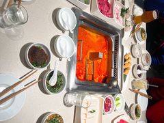 -海底捞火锅鲜切牛肉主题店(长寿路店)