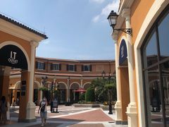 -佛罗伦萨小镇广佛名品奥特莱斯(疏港路店)