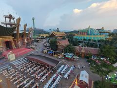 -七彩云南欢乐世界