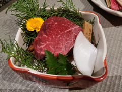 -山川小町·极番烧肉(新地假日广场店)