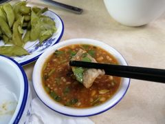 -墨脱石锅椰子鸡•香草鸭•东山羊(大东海店)