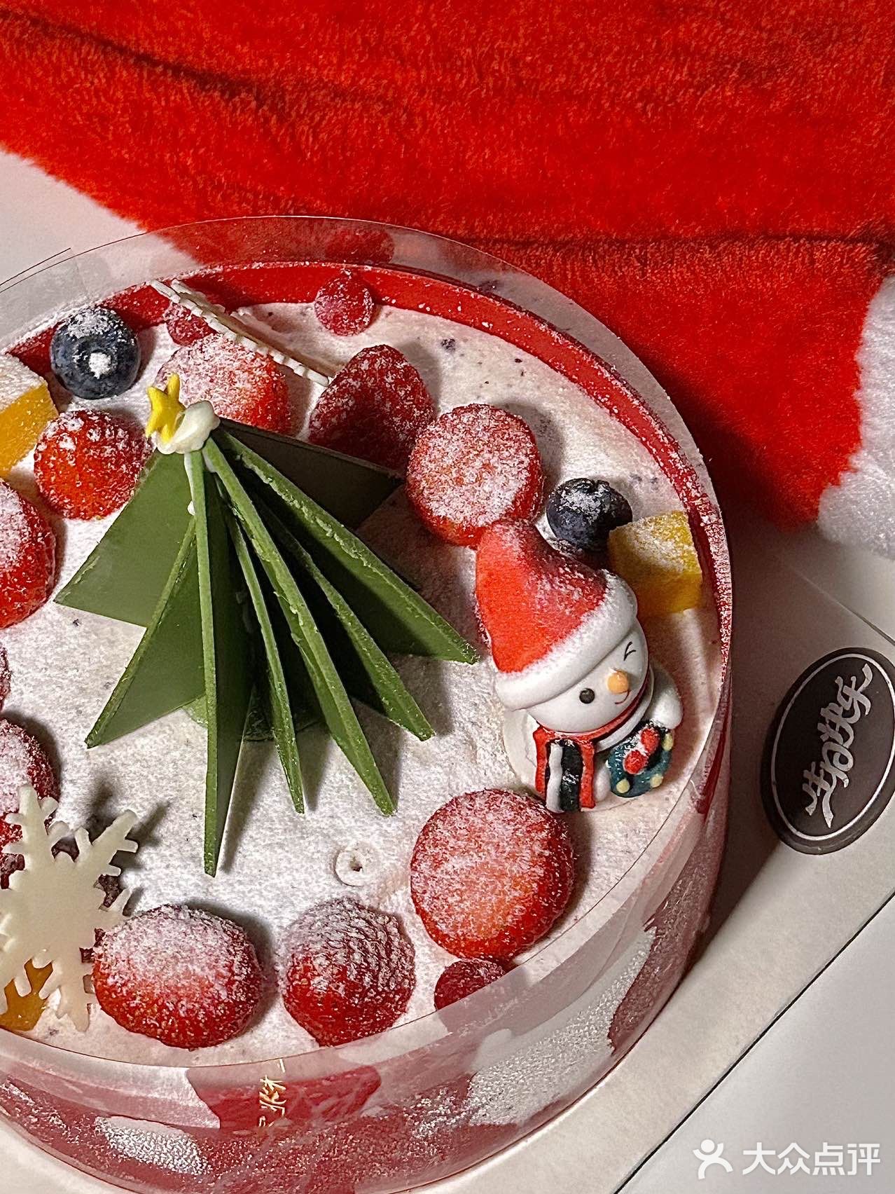 惊喜感满满的圣诞蛋糕🎄