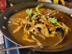 -霄汉牛三鲜湖北砂锅菜(万松园2店)