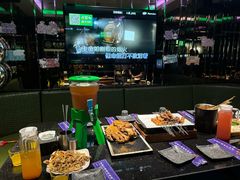-冰城小镇音乐串吧·聚会餐厅(百子湾店)