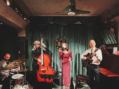 -Tango by Ala House